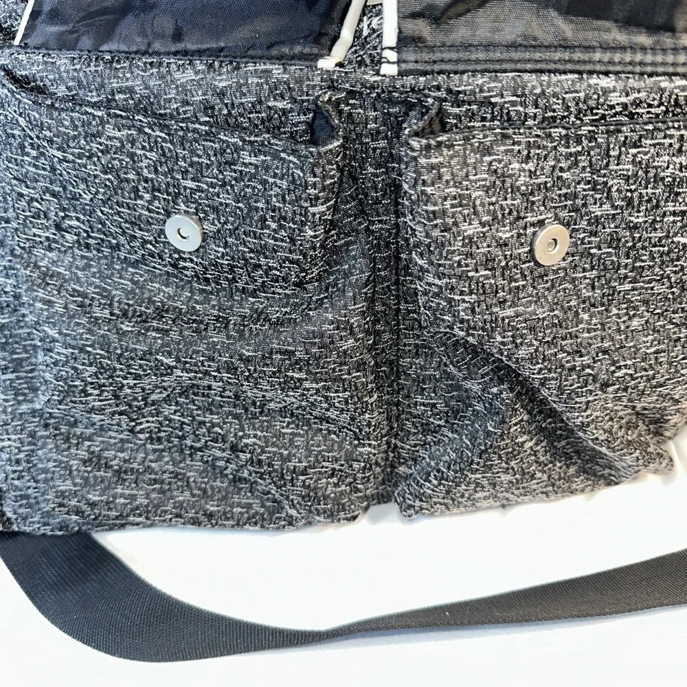 Large Diaper Bag/Fashion Tote CARTER'S Heather Gray/Off-white